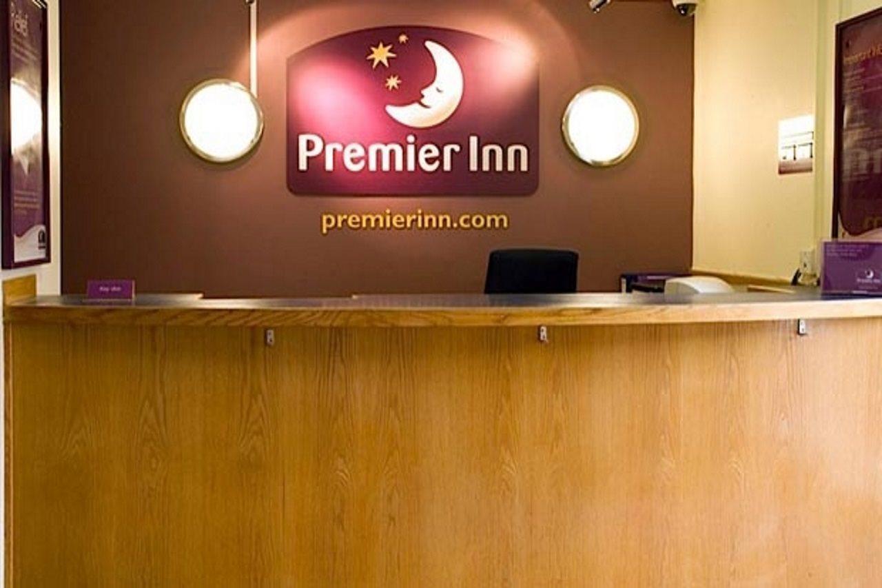 Premier Inn London אילפורד מראה חיצוני תמונה
