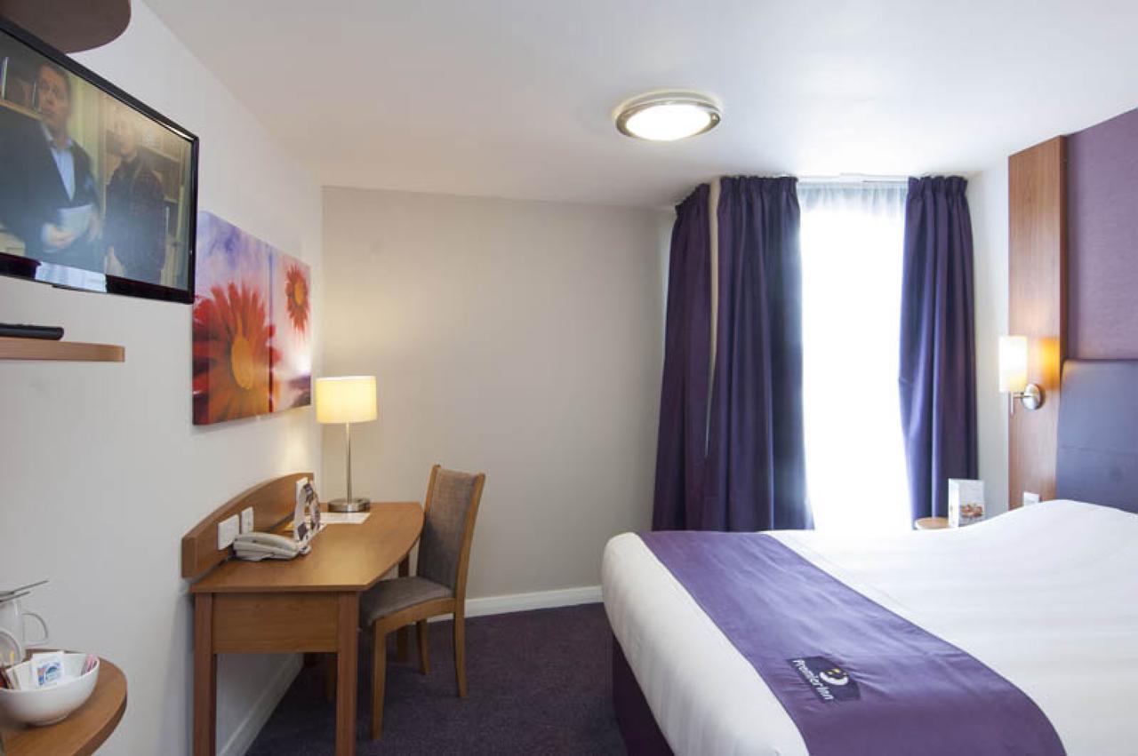 Premier Inn London אילפורד חדר תמונה