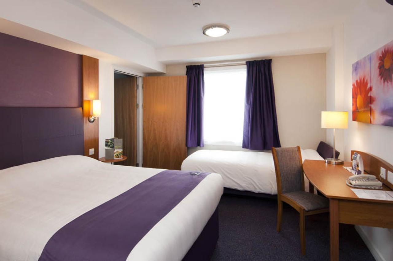 Premier Inn London אילפורד חדר תמונה
